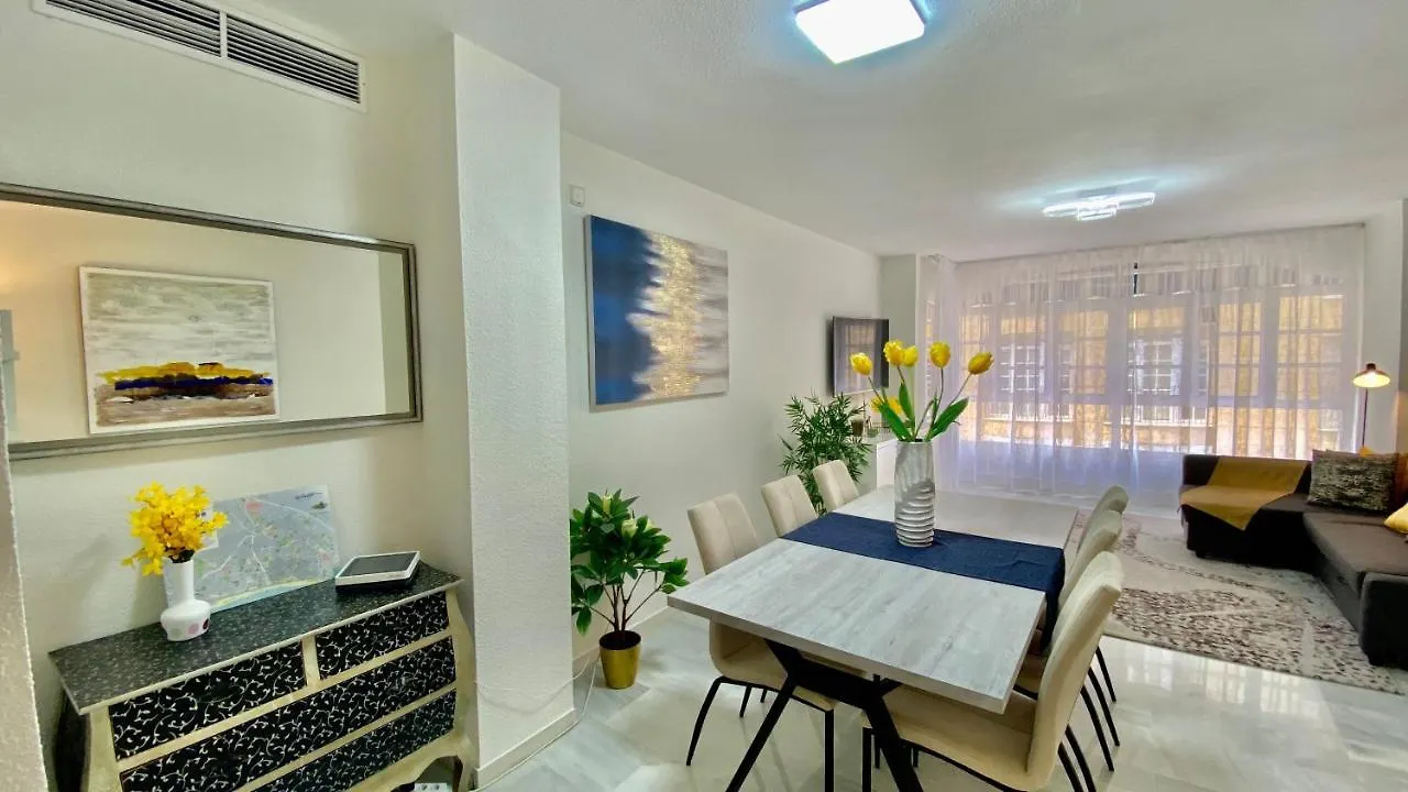 Ikram Front Beach Alboran, Casco Antiguo Apartment Estepona 0*,