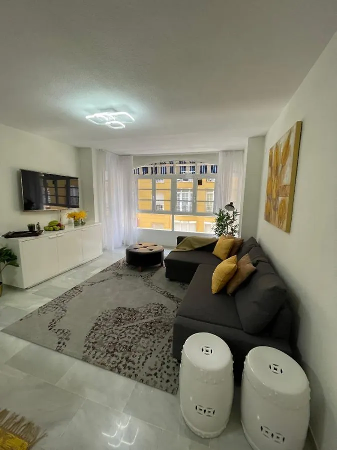 Ikram Front Beach Alboran, Casco Antiguo Apartment Estepona