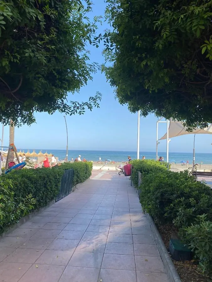 Ikram Front Beach Alboran, Casco Antiguo Apartment Estepona