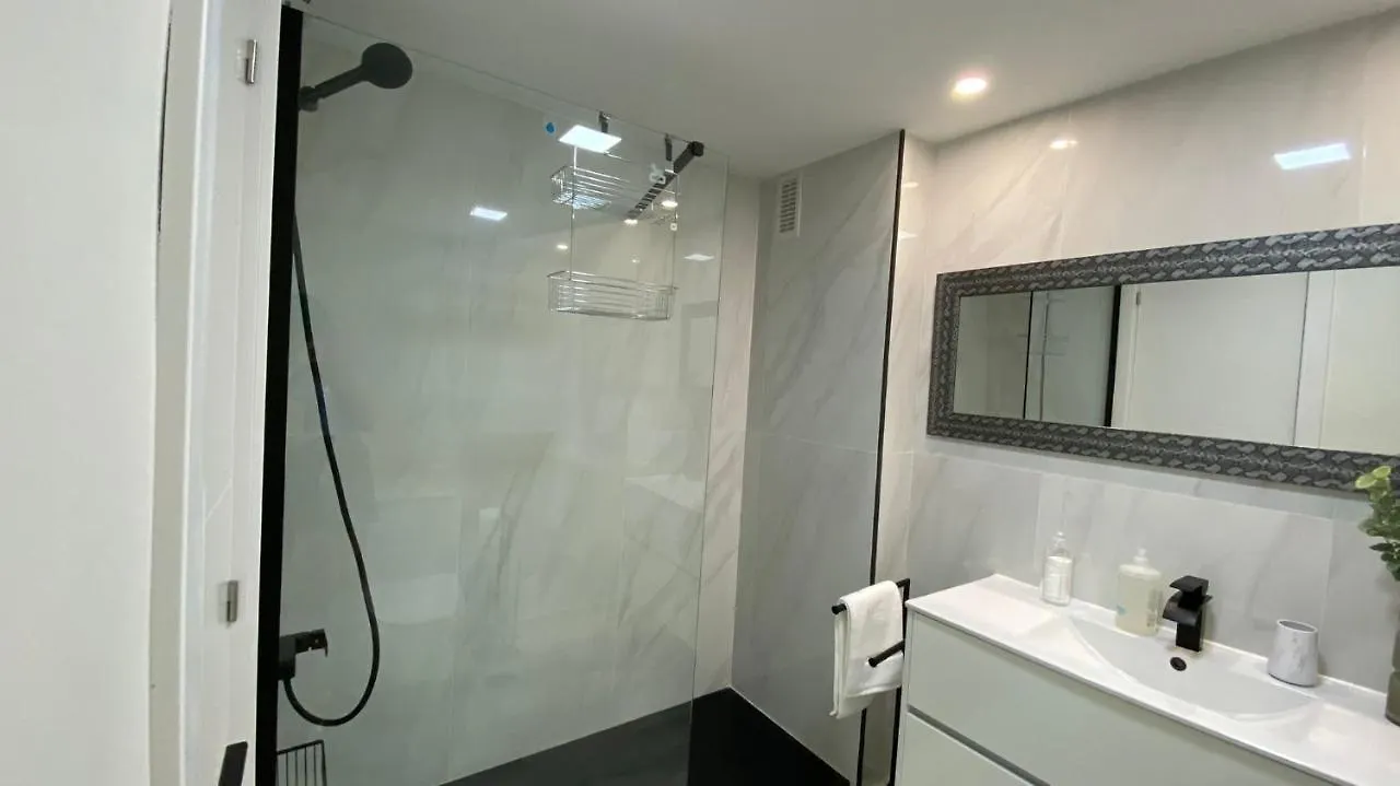 Ikram Front Beach Alboran, Casco Antiguo Apartment Estepona Spain