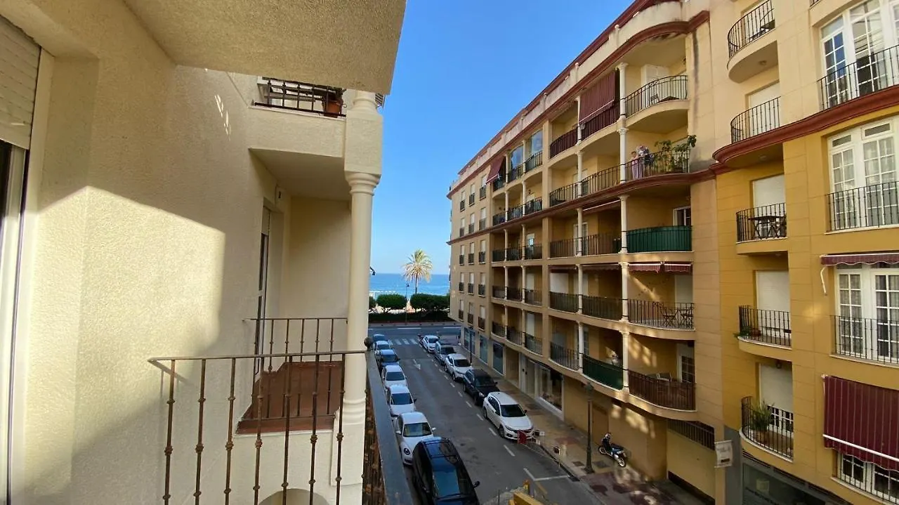 Ikram Front Beach Alboran, Casco Antiguo Apartment Estepona