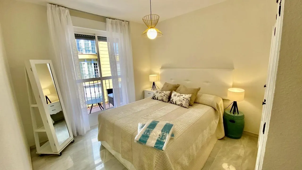 Ikram Front Beach Alboran, Casco Antiguo Apartment Estepona 0*,  Spain